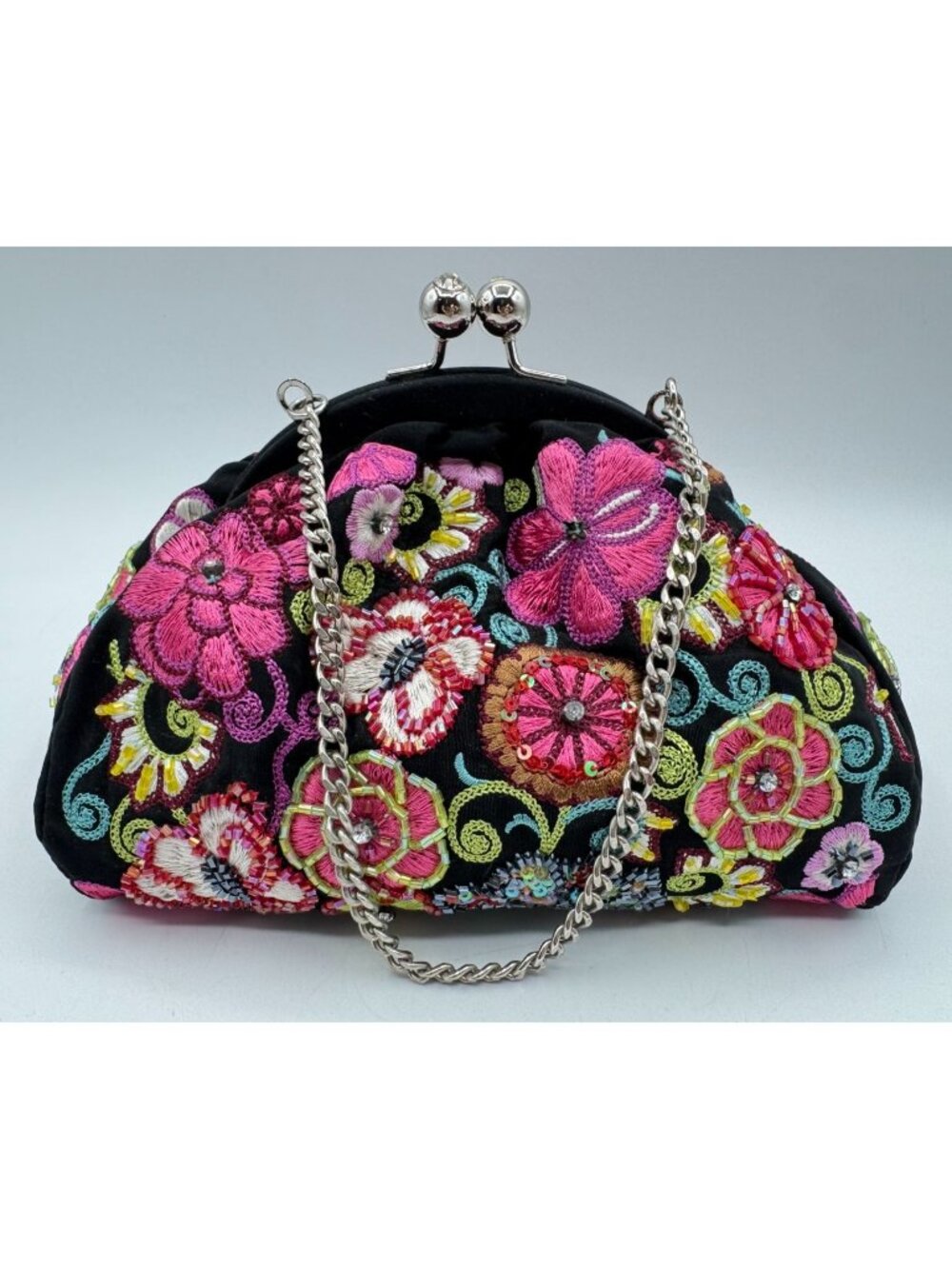 Vera Bradley 25 Years Anniversary Floral Embroidered Clutch Evening Bag Beaded